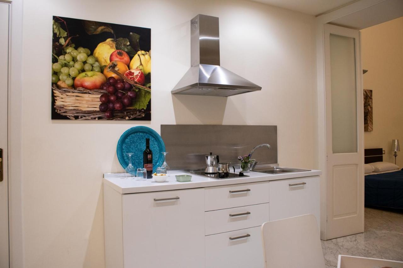 Apollo Suites Лече Екстериор снимка