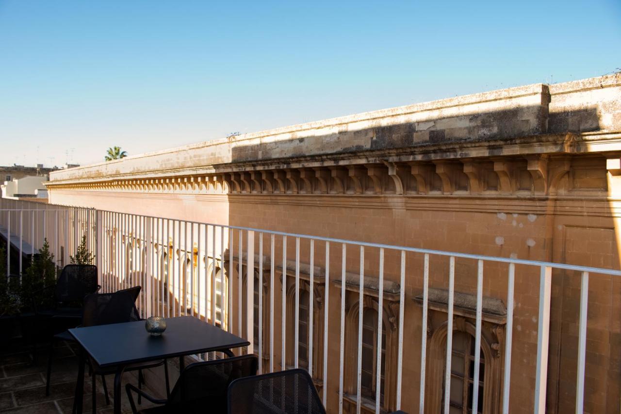 Apollo Suites Лече Екстериор снимка